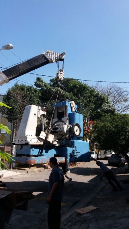 Transportes de Máquinas e Equipamentos na Vila Guilherme - Transporte com Munck em São Paulo